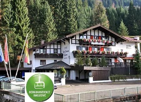 Hotel Wagner Riezlern Exteriör bild