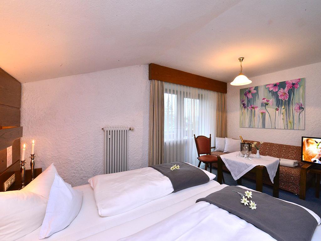 Hotel Wagner Riezlern Exteriör bild