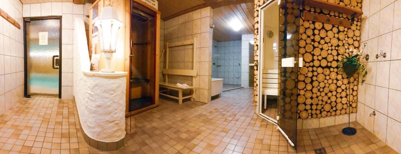 Hotel Wagner Riezlern Exteriör bild