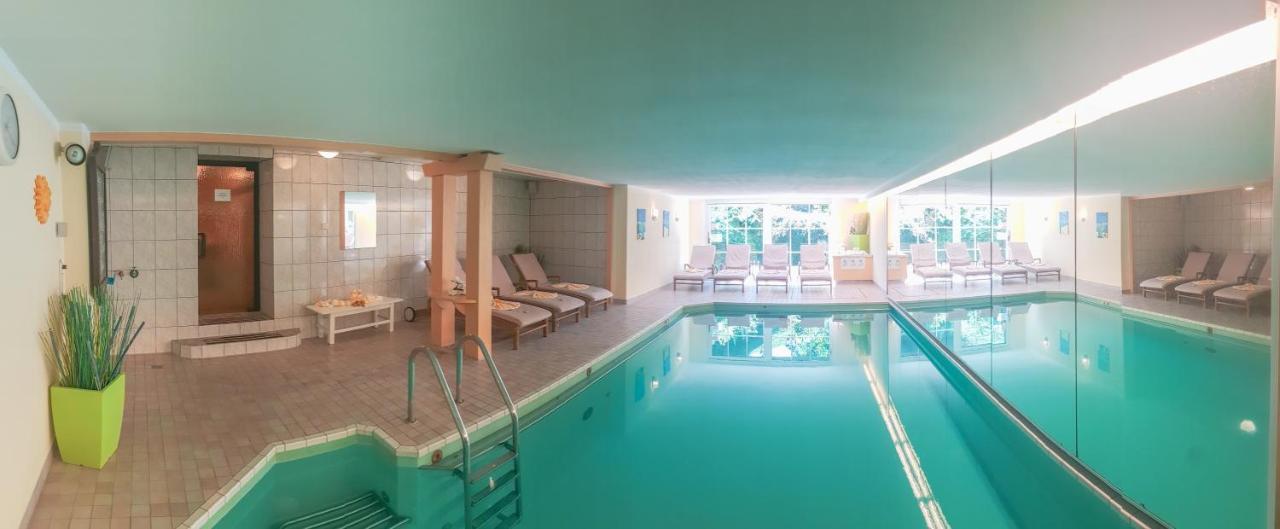 Hotel Wagner Riezlern Exteriör bild
